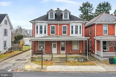 542 E Queen Street, Chambersburg, PA 17201 - Photo 1