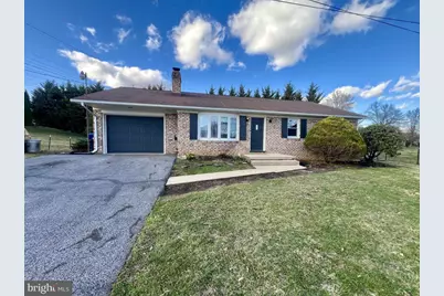 25 Birchway Drive, Chambersburg, PA 17202 - Photo 1