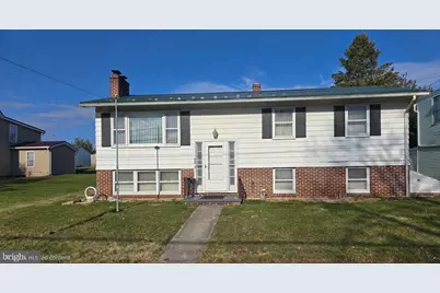548 N Franklin Street, Chambersburg, PA 17201 - Photo 1