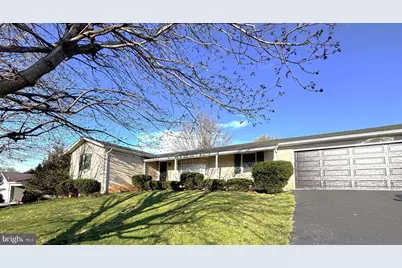 14042 Crest Avenue, Waynesboro, PA 17268 - Photo 1