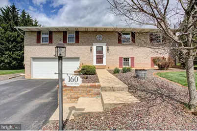 160 East Side Drive, Greencastle, PA 17225 - Photo 1