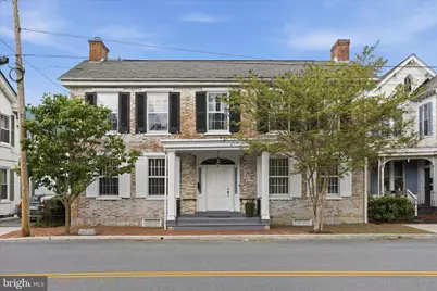 46 N Carlisle Street, Greencastle, PA 17225 - Photo 1