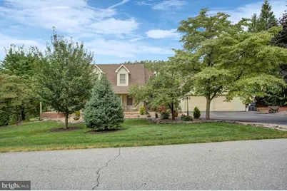 511 Larkspur Lane, Chambersburg, PA 17202 - Photo 1