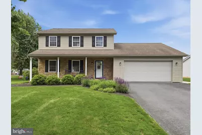 384 Leedy Way E, Chambersburg, PA 17202 - Photo 1