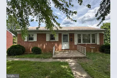 831 Fairview Avenue, Waynesboro, PA 17268 - Photo 1