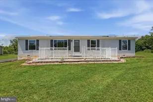 5913 Hager Rd, Greencastle, PA 17225 - Photo 2