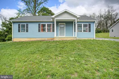 19 Brooklyn Dr, McConnellsburg, PA 17233 - Photo 1