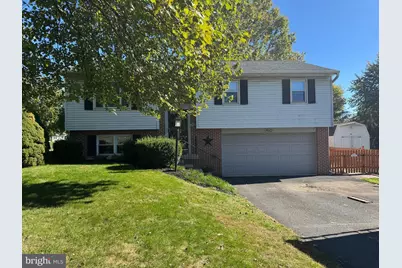 401 Edgemont Drive, Willow Street, PA 17584 - Photo 1