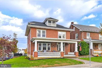 37 W Sunset Avenue, Ephrata, PA 17522 - Photo 1