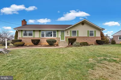 635 Jane Avenue, Mount Joy, PA 17552 - Photo 1