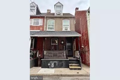 621 Lake Street, Lancaster, PA 17603 - Photo 1