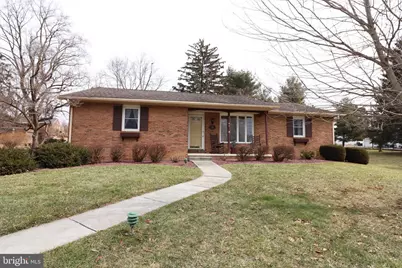 41 W Queen Street, Ephrata, PA 17522 - Photo 1