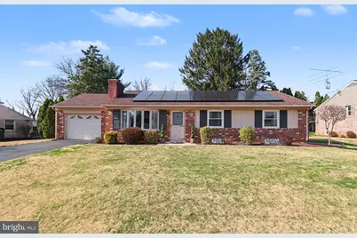 2731 Sherwood Lane, Lancaster, PA 17603 - Photo 1