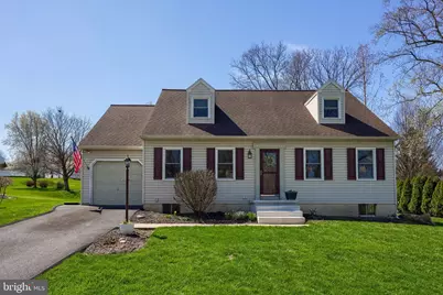 142 Hostetter Lane, Lancaster, PA 17602 - Photo 1