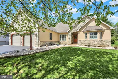 426 W Charlotte Street, Millersville, PA 17551 - Photo 1