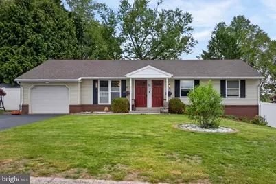 825 Darby Lane, Lancaster, PA 17601 - Photo 1