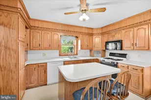 141 Harristown Rd, Paradise, PA 17562 - Photo 14