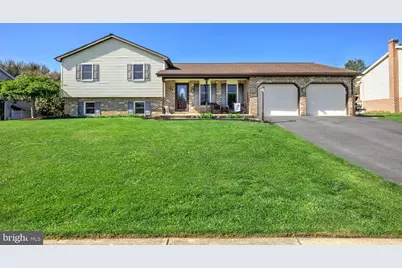 916 Dawn Avenue, Ephrata, PA 17522 - Photo 1