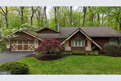 120 Angela Drive, New Holland, PA 17557 - Photo 1