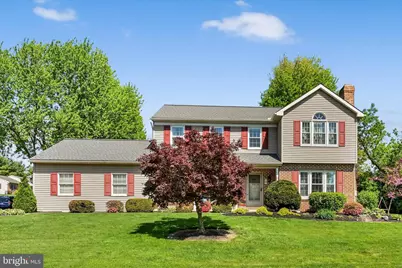 30 Edgewood Drive, Lititz, PA 17543 - Photo 1