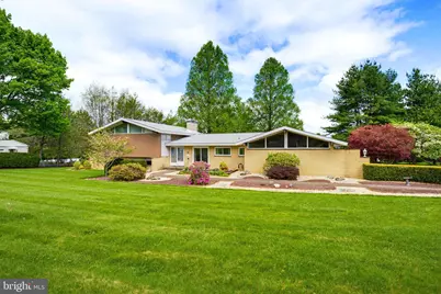 2149 Stonecrest Drive, Lancaster, PA 17601 - Photo 1