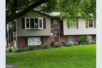 39 Valerie Drive, Elizabethtown, PA 17022 - Photo 1