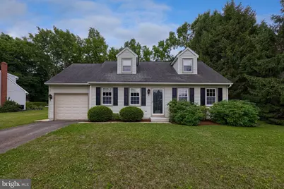 303 Parkwood Drive, Lancaster, PA 17603 - Photo 1