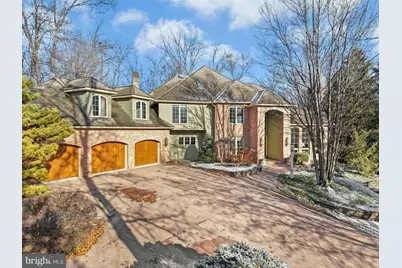 845 Mallard Drive, Whitehall, PA 18052 - Photo 1