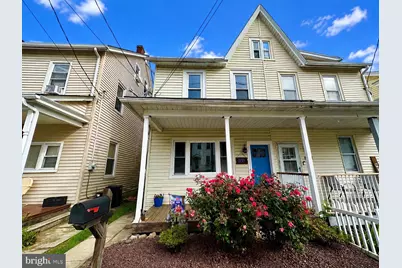 550 W Franklin Street, Slatington, PA 18080 - Photo 1