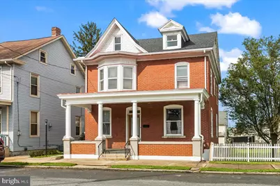 27 N Center Street, Cleona, PA 17042 - Photo 1