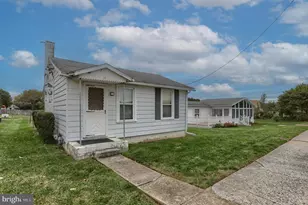 223 S Locust St, Palmyra, PA 17078 - Photo 2