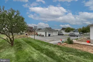 223 S Locust St, Palmyra, PA 17078 - Photo 26