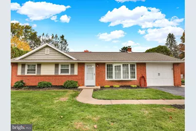 15 Clearview Dr, Lebanon, PA 17042 - Photo 1