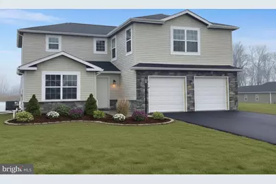 305 Jasmine Drive, Lebanon, PA 17042 - Photo 1