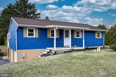 207 N Prospect Hill Drive, Schaefferstown, PA 17088 - Photo 1