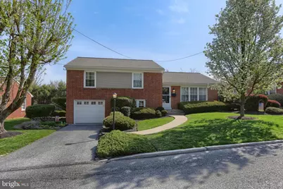 904 S 2nd Avenue, Lebanon, PA 17042 - Photo 1