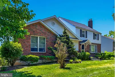 716 W Maple Street, Palmyra, PA 17078 - Photo 1