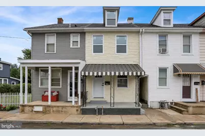 221 E Guilford Street, Lebanon, PA 17046 - Photo 1