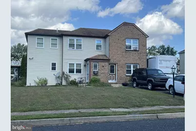 271 & 273 Shirley Drive, Harleysville, PA 19438 - Photo 2