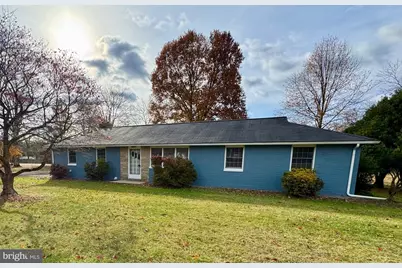 1114 W Thomas Road, Lansdale, PA 19446 - Photo 1