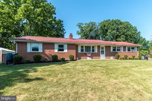 504 Green St, Green Lane, PA 18054 - Photo 8