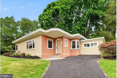 8309 Macarthur Road, Glenside, PA 19038 - Photo 1