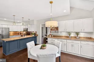53 Green Briar Dr, Phoenixville, PA 19460 - Photo 8
