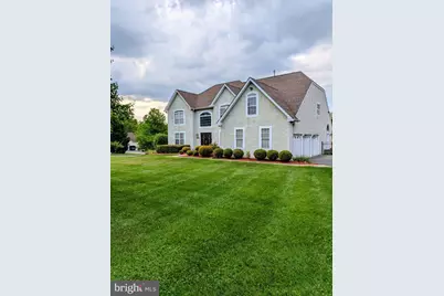 611 Tall Pines Lane, Horsham, PA 19044 - Photo 1