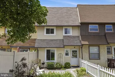 908 Green Street, Bridgeport, PA 19405 - Photo 1