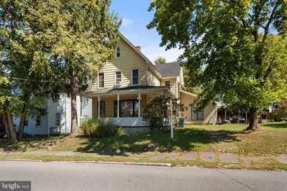204 Lackawanna Avenue, East Stroudsburg, PA 18301 - Photo 1