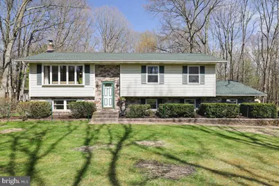 520 Executive Dr, Stroudsburg, PA 18360 - Photo 1