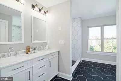 1719 W Seybert Street, Philadelphia, PA 19121 - Photo 16