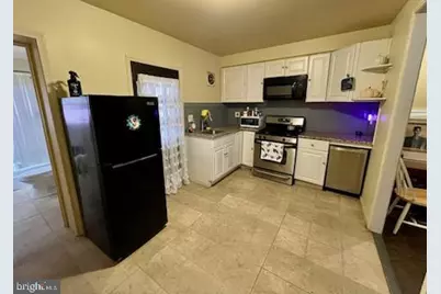 829 W Porter Street, Philadelphia, PA 19148 - Photo 1