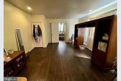 829 W Porter Street, Philadelphia, PA 19148 - Photo 2